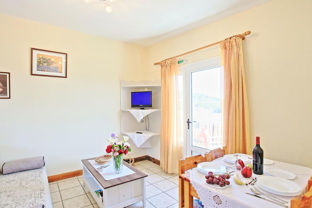 Avgi Ena Apartment Gaios Luaran gambar
